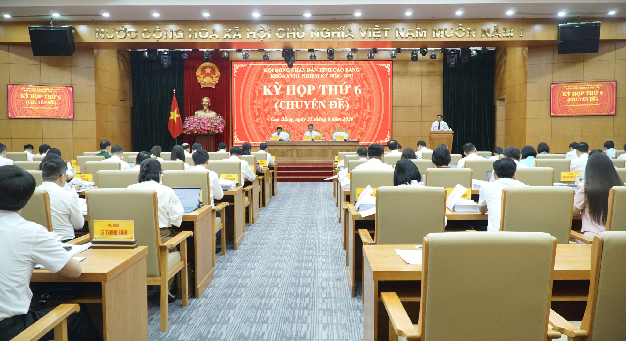 Quang cảnh Kỳ họp thứ 6, HĐND tỉnh Cao Bằng Khóa XVIII