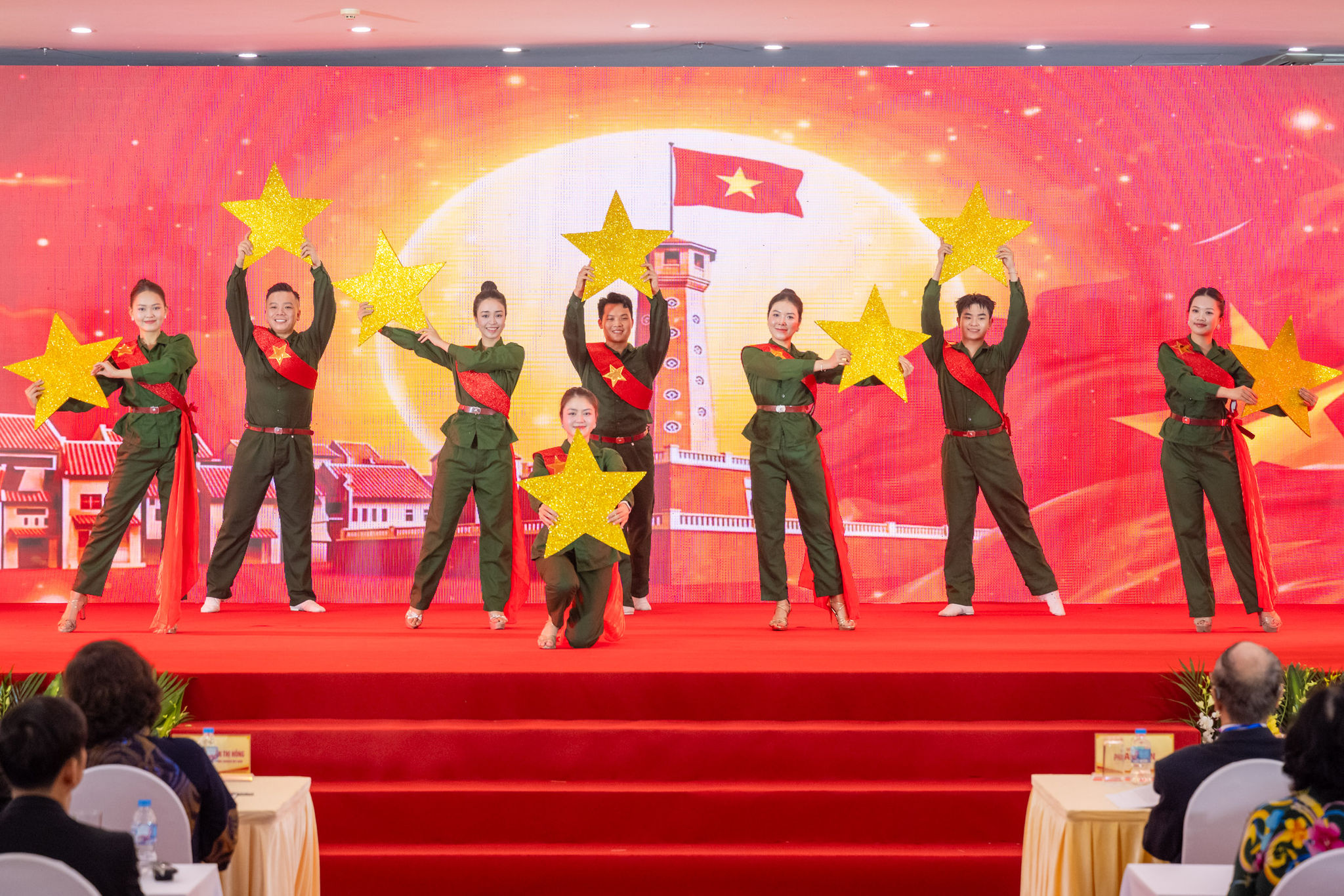 Tiết mục văn nghệ tại Đại hội