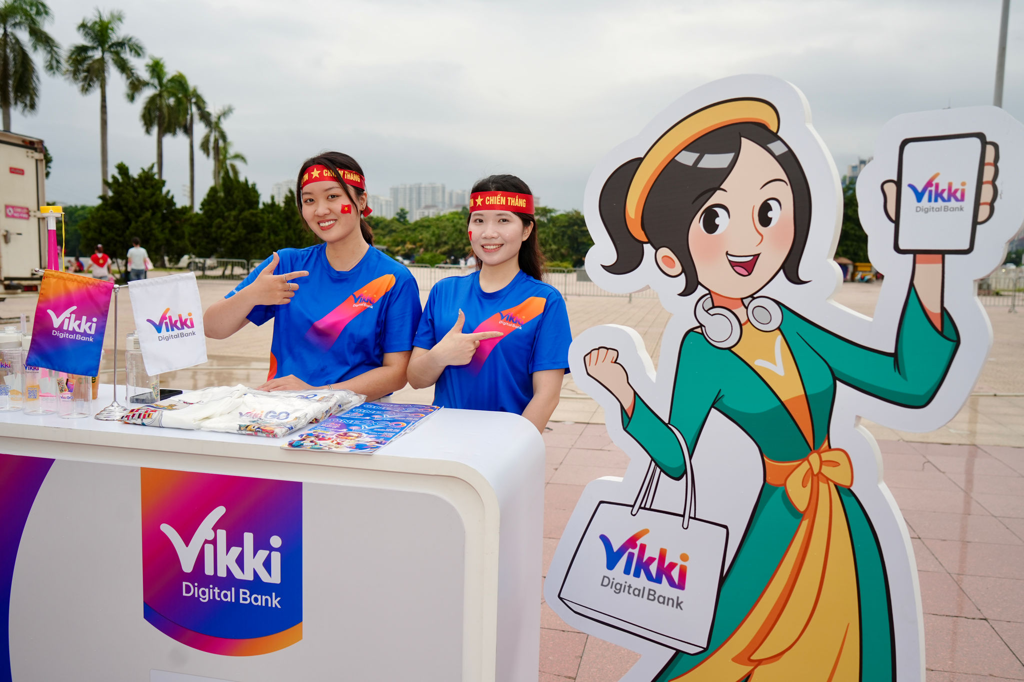 Hai người phụ nữ và mối duyên với bóng đá Việt Nam - Thái Lan