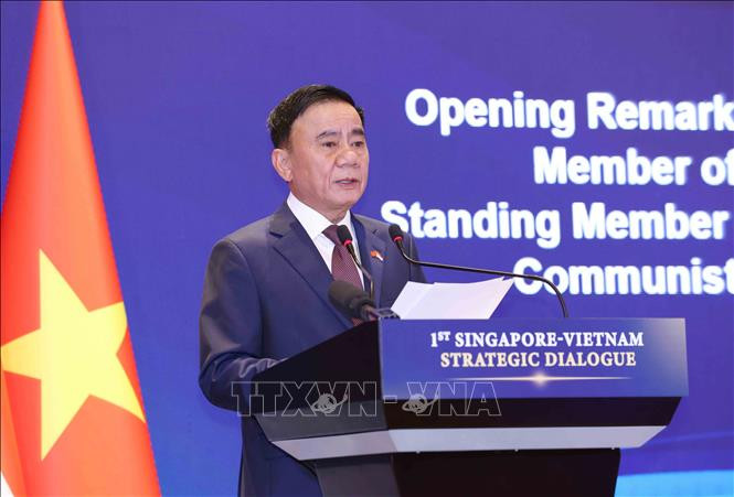 Thường trực Ban Bí thư Trần Cẩm Tú,phát biểu tại Đối thoại Chiến lược Việt Nam - Singapore lần thứ nhất giữa Đảng Cộng sản Việt Nam và Đảng Hành động Nhân dân Singapore