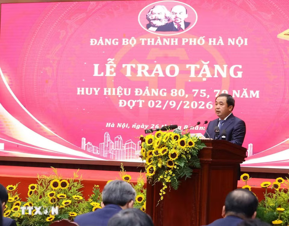 Ủy viên Bộ Chính trị, Bí thư Thành ủy Hà Nội, Trưởng đoàn Đại biểu Quốc hội thành phố Hà Nội Trần Đức Thắng phát biểu tại buổi lễ