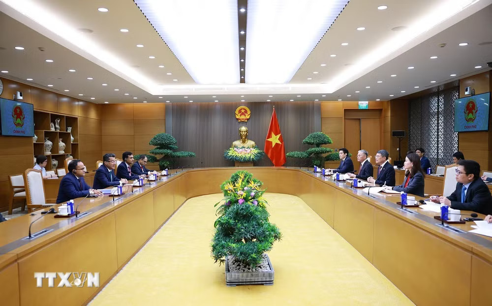 Thủ tướng Lê Minh Hưng tiếp Quốc vụ khanh phụ trách Ngoại giao Cộng hòa Ấn Độ Pabitra Margherita