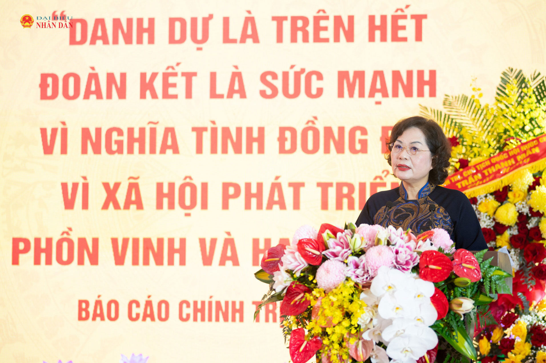 Phó Chủ tịch Quốc hội Nguyễn Thị Hồng phát biểu