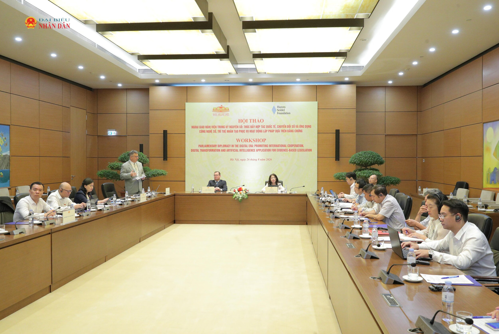 Toàn cảnh hội thảo