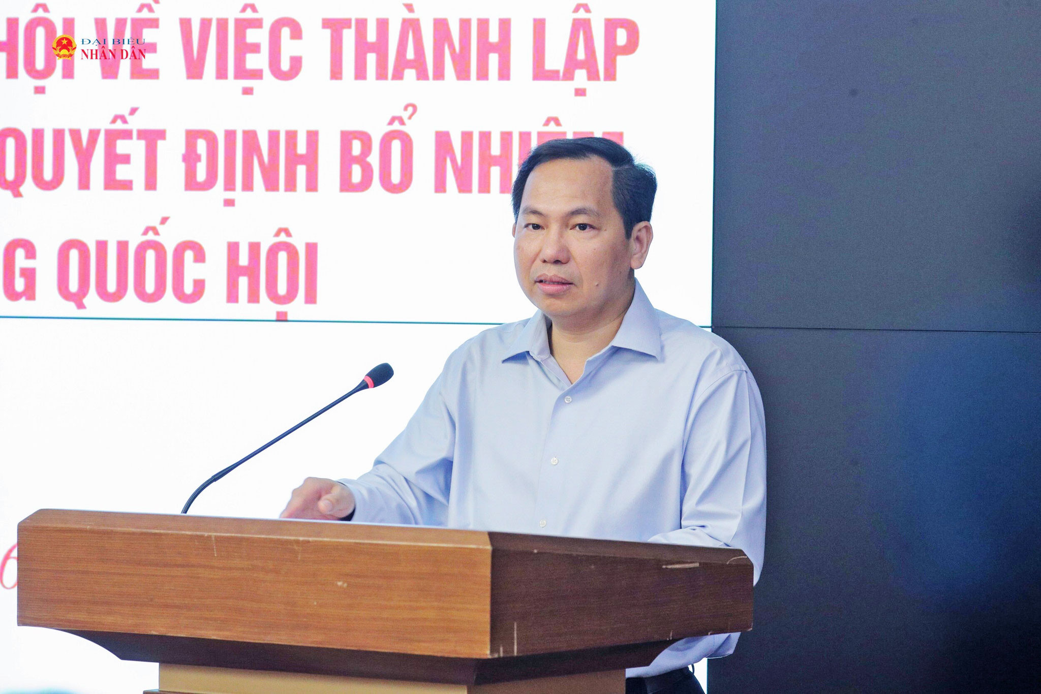 Tổng Thư ký Quốc hội, Chủ nhiệm Văn phòng Quốc hội Lê Quang Mạnh phát biểu tại Hội nghị