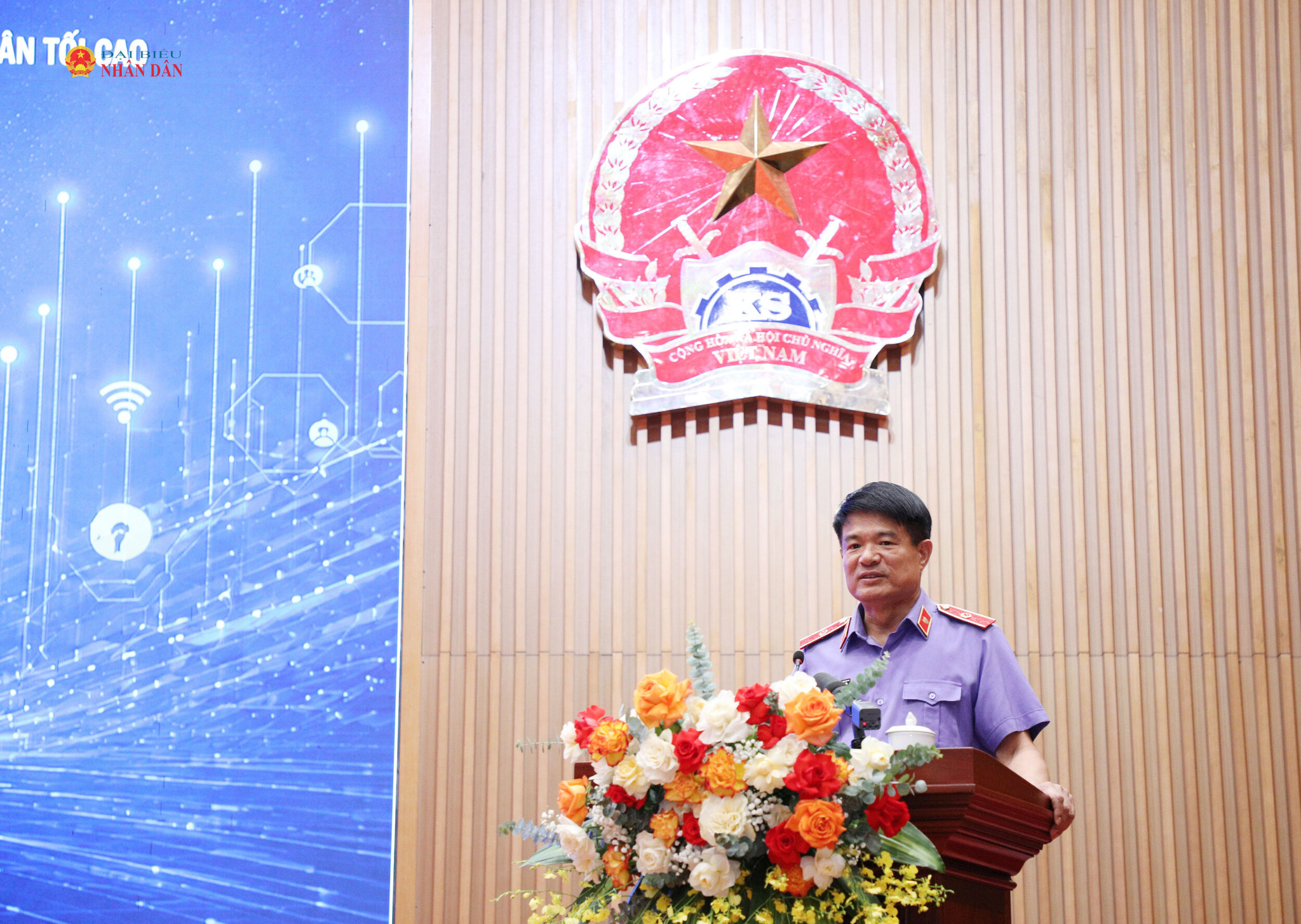Uỷ viên Trung ương Đảng, Viện trưởng Viện Kiểm sát nhân dân Tối cao Nguyễn Huy Tiến phát biểu tại hội nghị.JPG