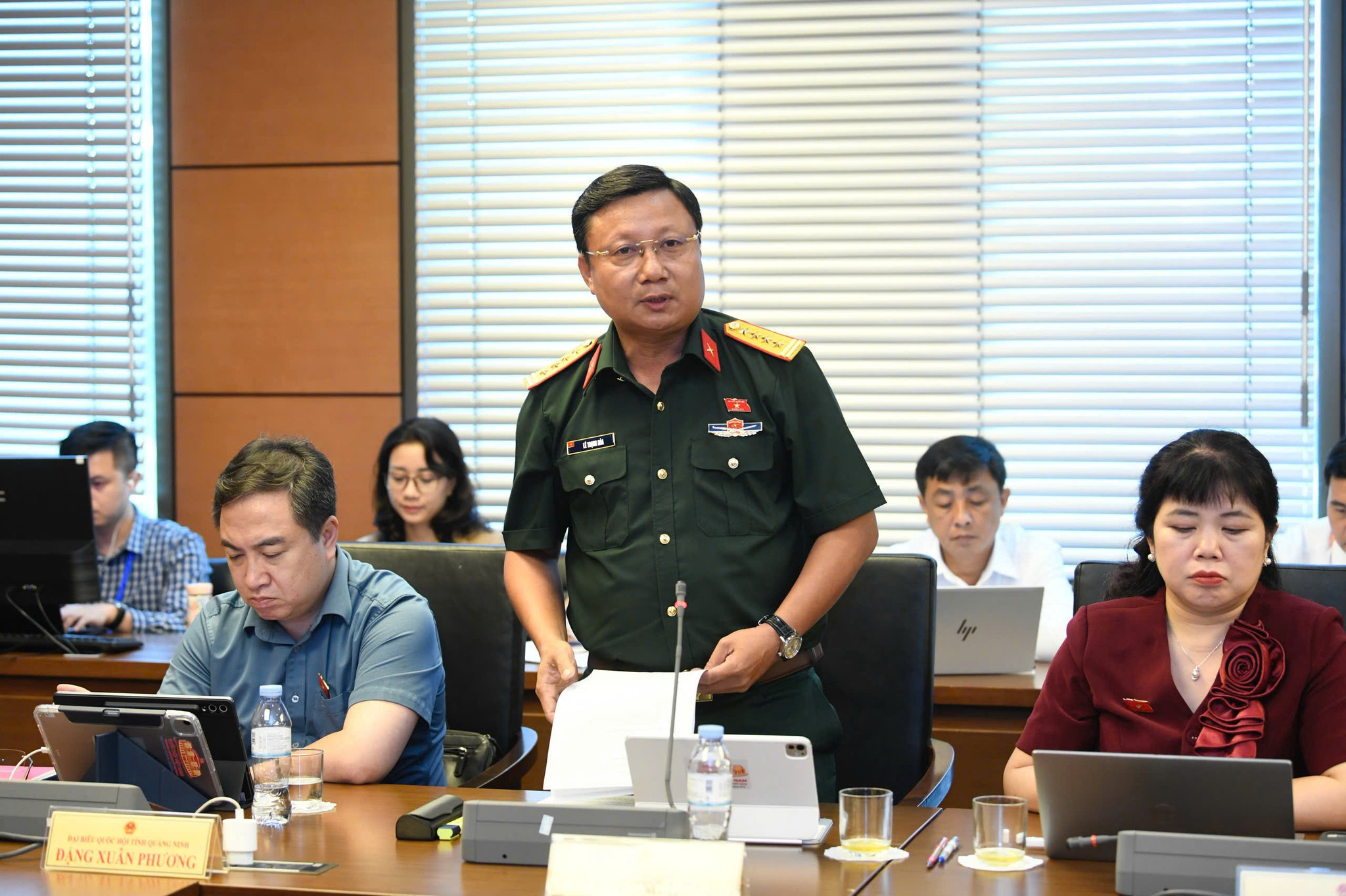 Đoàn Đại biểu Quốc hội tỉnh Quảng Ninh tại Kỳ họp không thường lệ thứ Nhất: Hoàn thiện các quyết sách chiến lược quốc gia