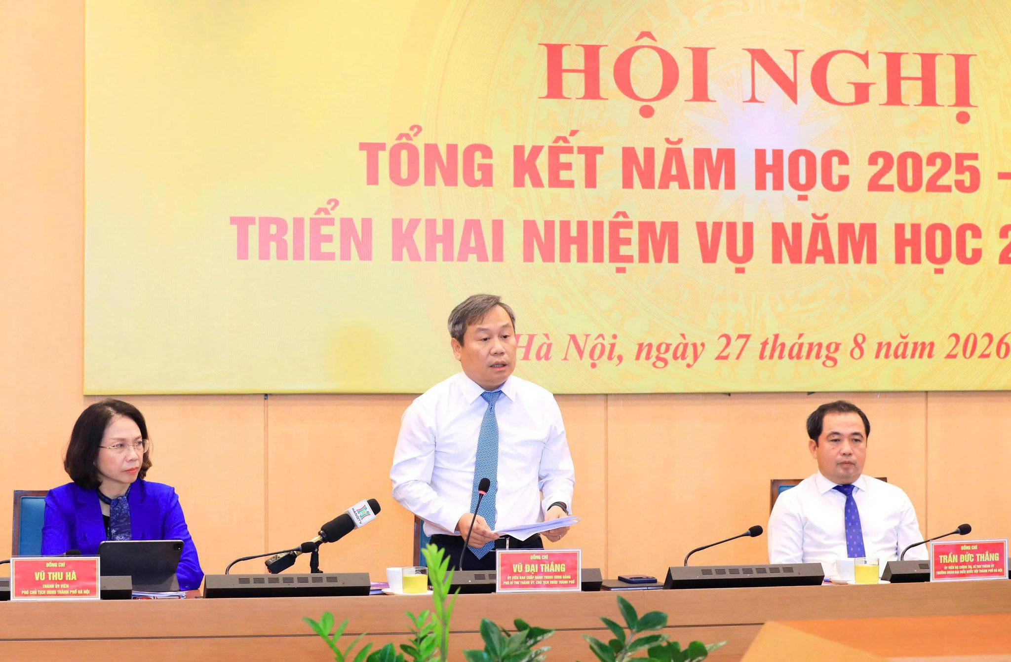 Chủ tịch UBND thành phố Hà Nội Vũ Đại Thắng phát biểu tại Hội nghị