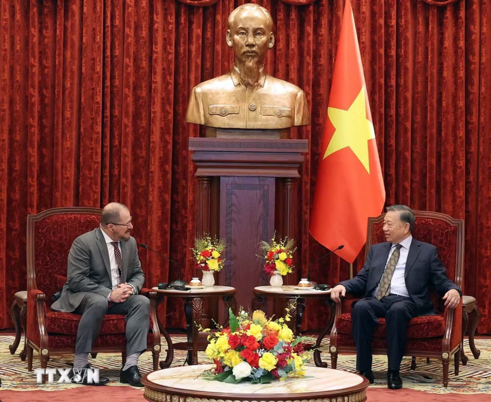 Tổng Bí thư, Chủ tịch nước Tô Lâm tiếp ông Cristiano Amon, Chủ tịch kiêm Tổng Giám đốc điều hành Tập đoàn Qualcomm (Hoa Kỳ)