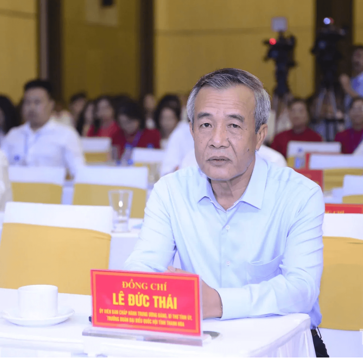 Bí thư Tỉnh ủy, Trưởng Đoàn ĐBQH tỉnh Thanh Hóa Lê Đức Thái tham dự hội nghị
