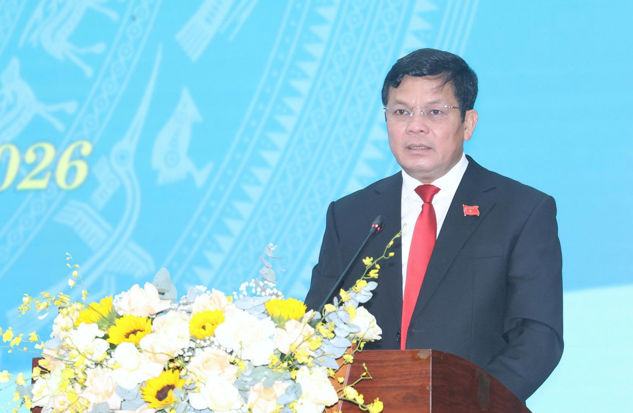 Phó Bí thư Tỉnh ủy, Chủ tịch HĐND tỉnh Nguyễn Đức Tuy phát biểu tại kỳ họp