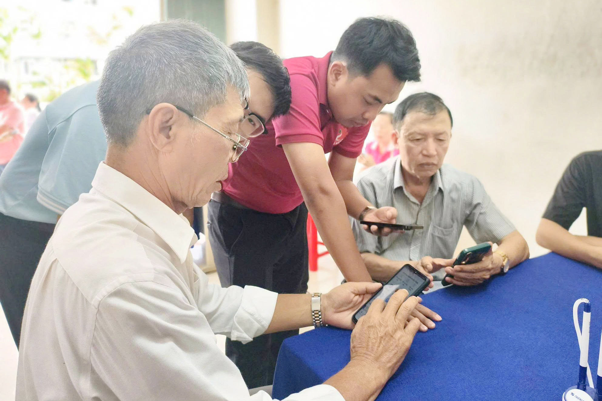 TP. Hồ Chí Minh Đưa “Bình dân học vụ số” đến gần từng người dân 3