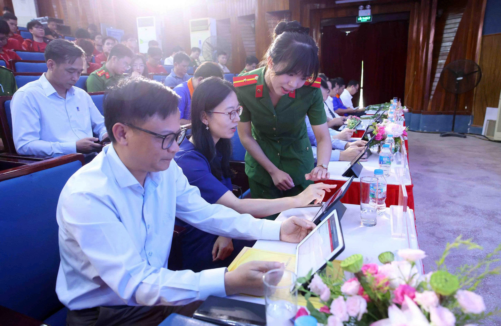 trai nghiem 2