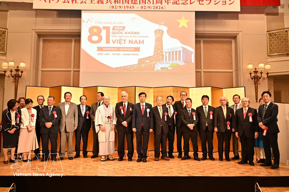 Participants in the celebration in Osaka, Japan, August 28 (Photo: VNA)
