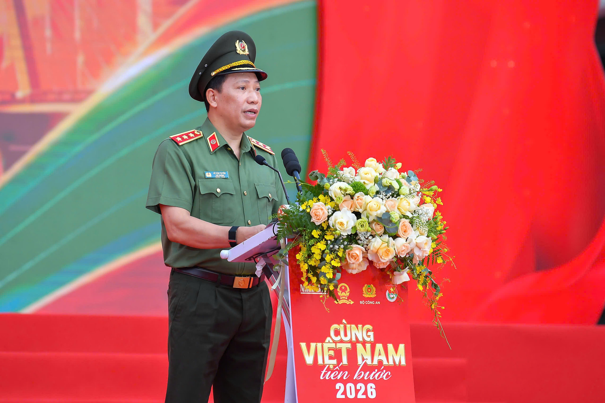 Thứ trưởng Bộ Công an, Thượng tướng Lê Văn Tuyến phát biểu tại sự kiện