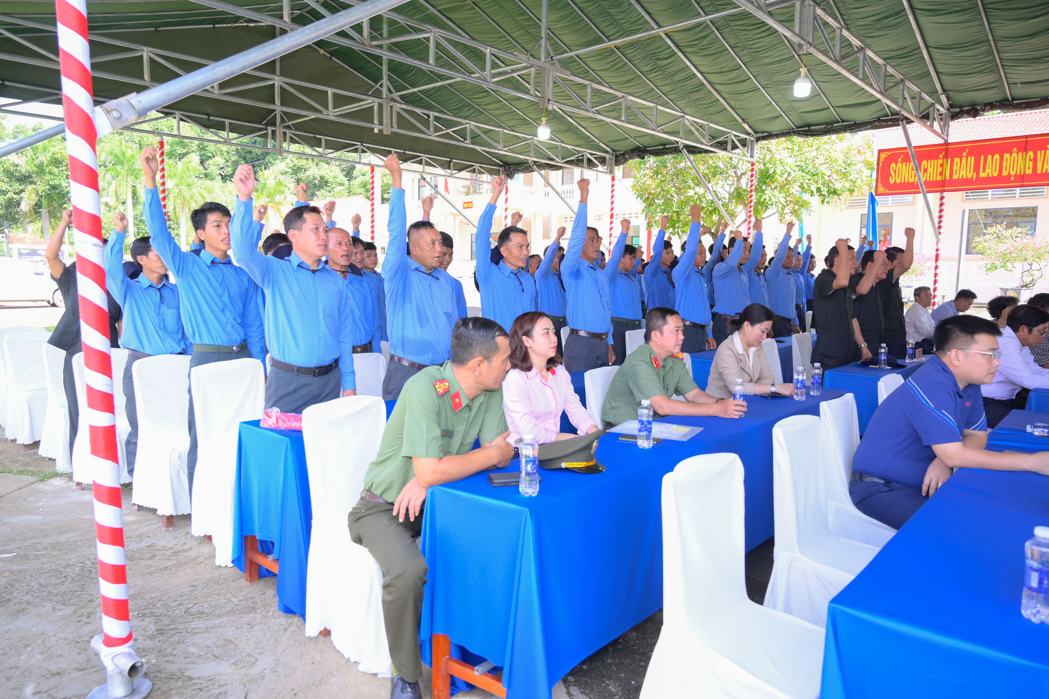 Quang cảnh Lễ xuất quân, giao nhiệm vụ cho Đội K92 và Đội K93 thực hiện nhiệm vụ tìm kiếm, quy tập hài cốt liệt sĩ tại Campuchia