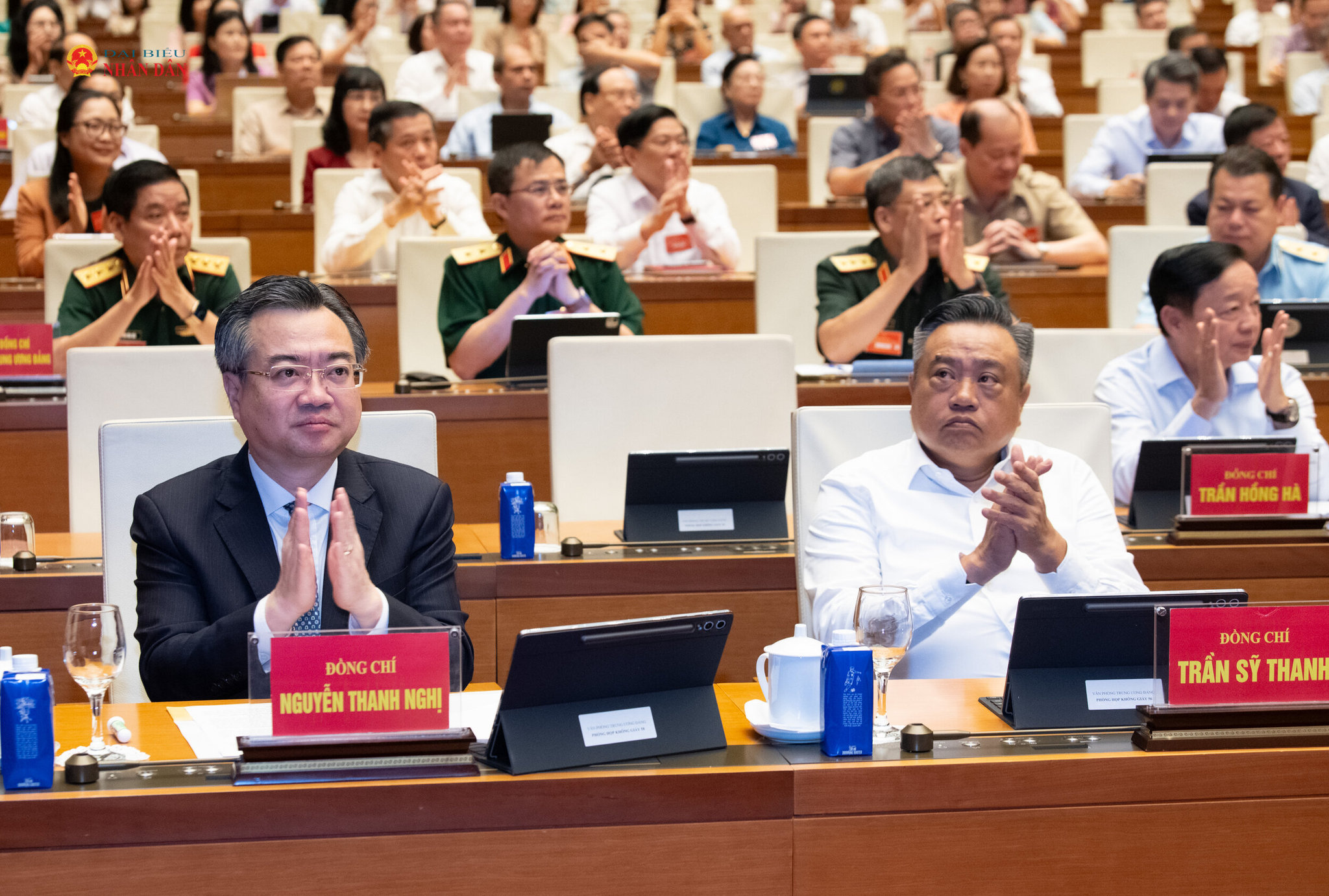 Các đại biểu dự hội nghị.1