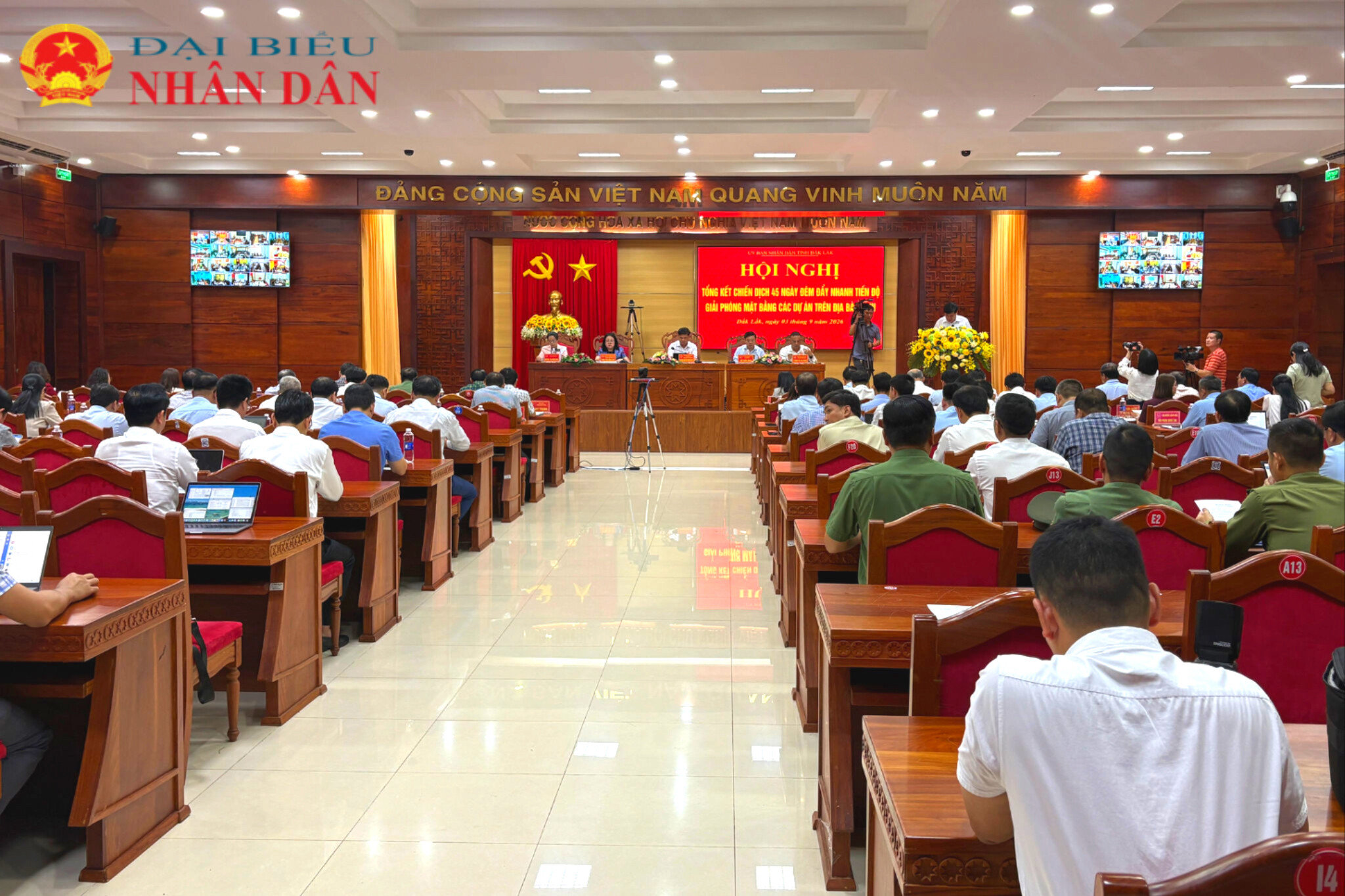 Toàn cảnh hội nghị