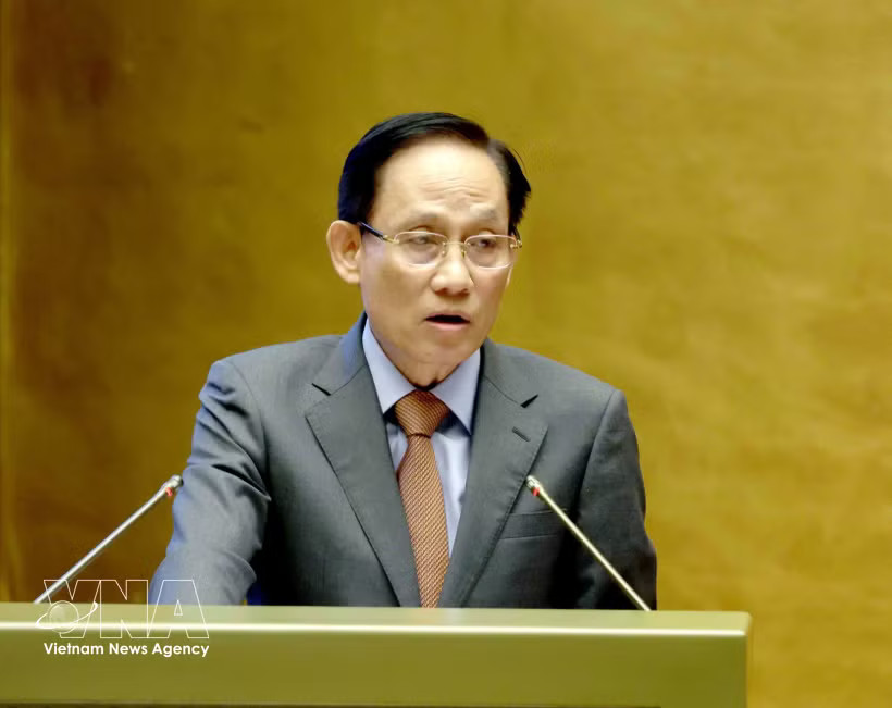 Minister of Foreign Affairs Le Hoai Trung speaks at the national conference on September 3 on studying, disseminating and implementing a number of Politburo resolutions and directives. (Photo: VNA)