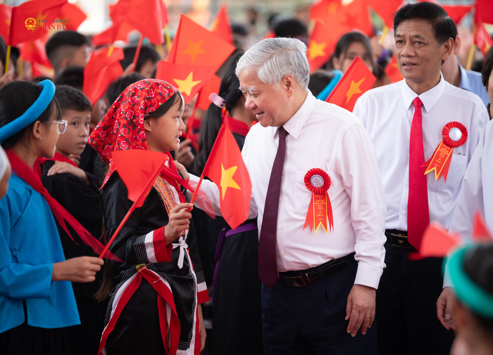 Phó Chủ tịch Thường trực Quốc hội Đỗ Văn Chiến dự Lễ khai giảng và Lễ khánh thành Trường Phổ thông nội trú Tiểu học và THCS Bình Liêu