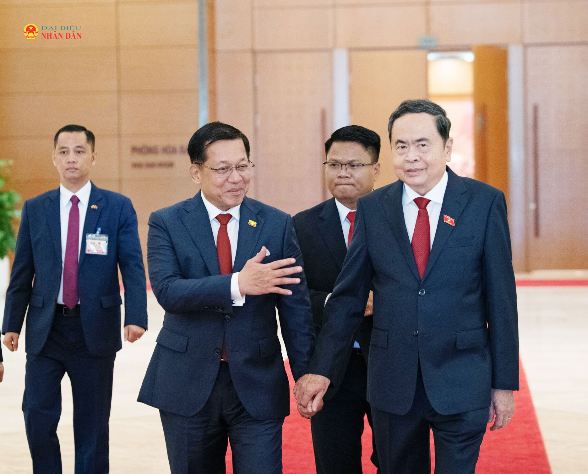 Chủ tịch Quốc hội Trần Thanh Mẫn và Tổng thống nước Cộng hòa Liên bang Myanmar Min Aung Hlaing