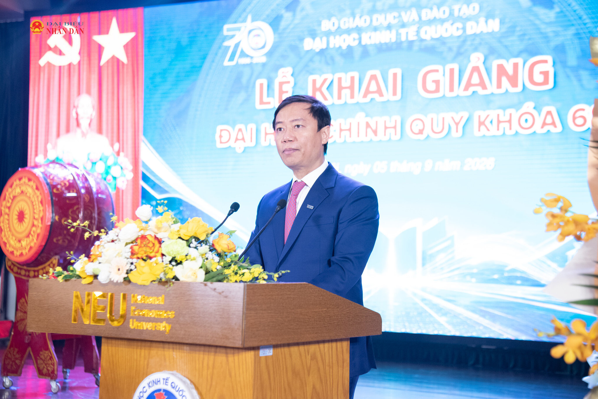 PGS.TS Bùi Đức Thọ, Giám đốc Đại học Kinh tế Quốc dân phát biểu tại buổi Lễ