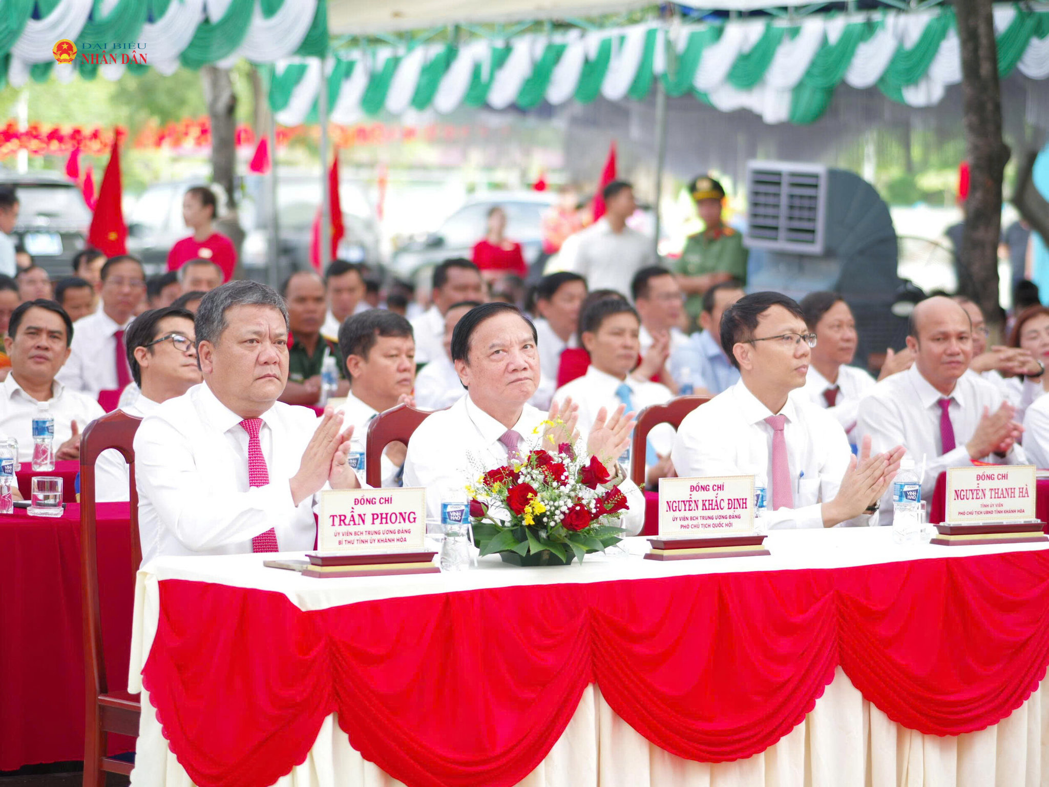 Phó Chủ tịch Quốc hội Nguyễn Khắc Định dự Lễ khai giảng năm học mới tại Trường Phổ thông Dân tộc Nội trú THCS và THPT Pi Năng Tắc, xã Bác Ái Đông, tỉnh Khánh Hòa