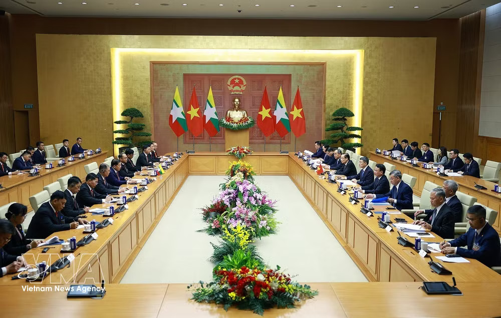 vnanet-pm-le-minh-hung-meets-with-myanmar-president-2.jpg