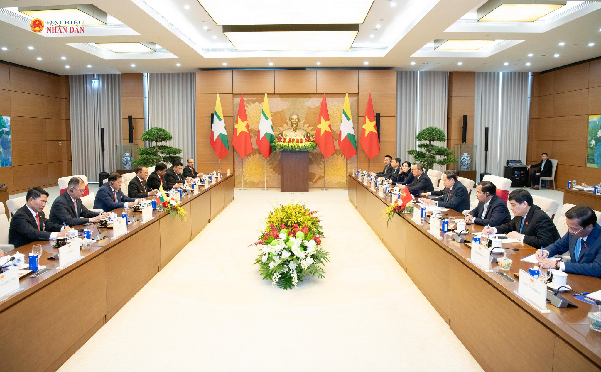 Quang cảnh cuộc hội kiến