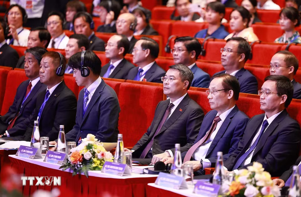 Thủ tướng Lê Minh Hưng và các đại biểu dự Diễn đàn Hợp tác địa phương Việt Nam - Nhật Bản năm 2026