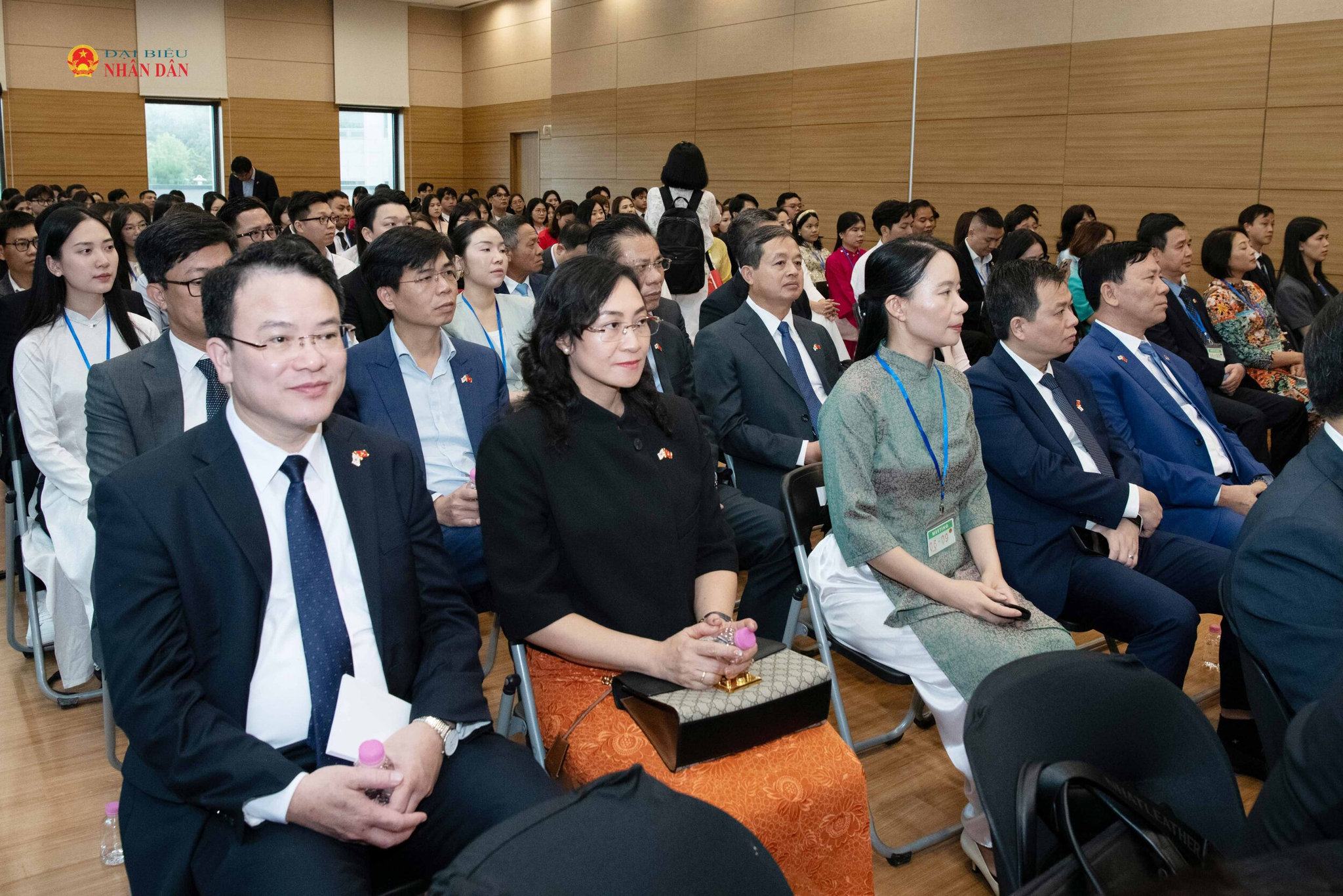 Các đại biểu dự cuộc gặp