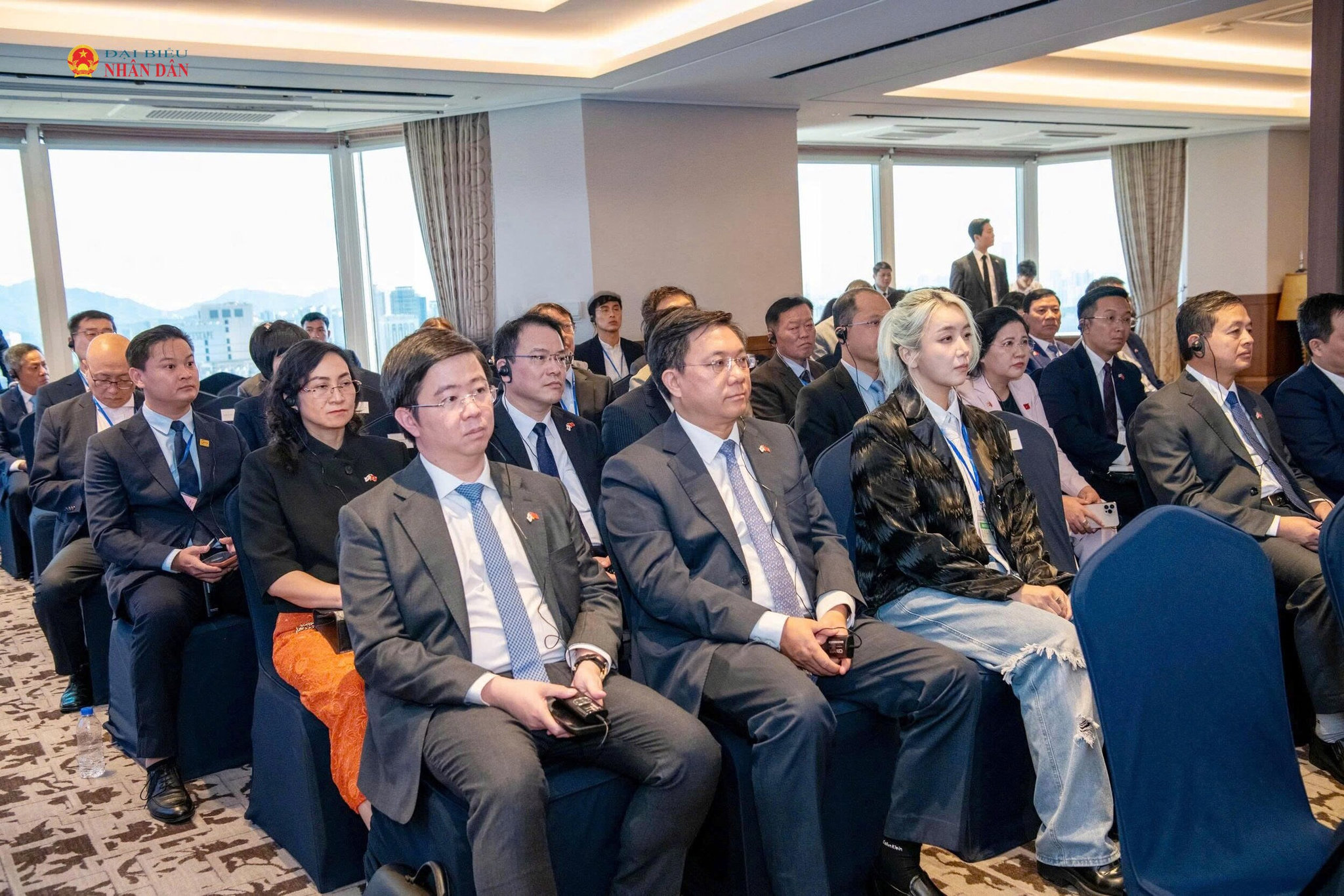 Các đại biểu dự cuộc gặp
