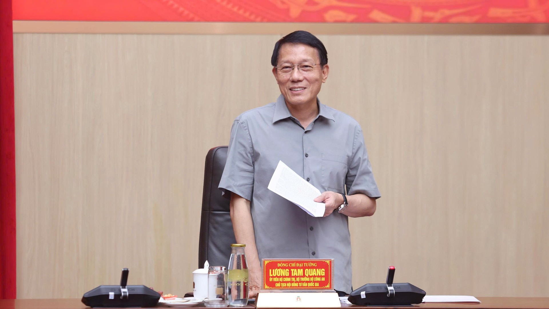Bộ trưởng Lương Tam Quang phát biểu kết luận cuộc họp