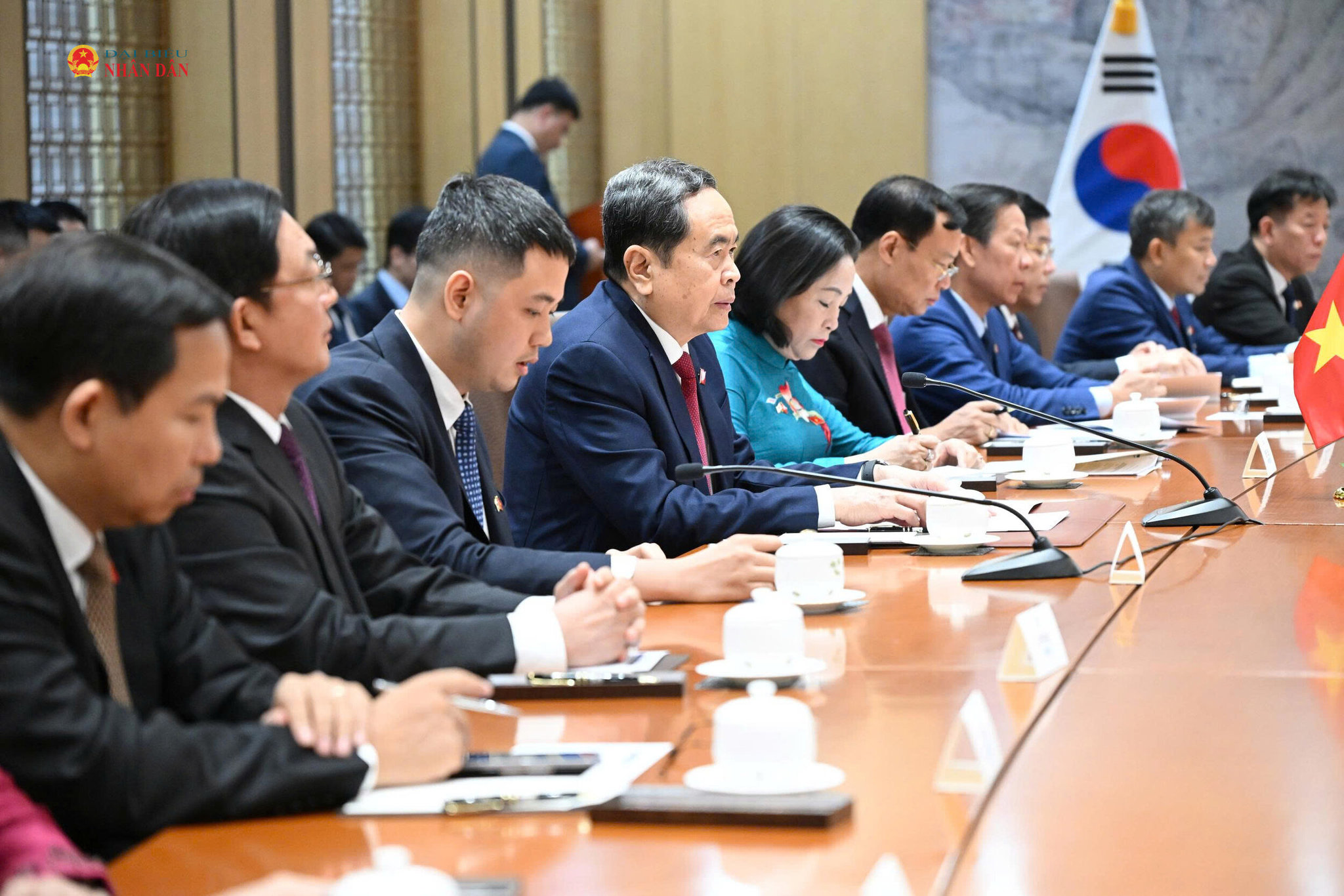 Chủ tịch Quốc hội Trần Thanh Mẫn hội đàm với Chủ tịch Quốc hội Hàn Quốc Cho Jeong Sik.