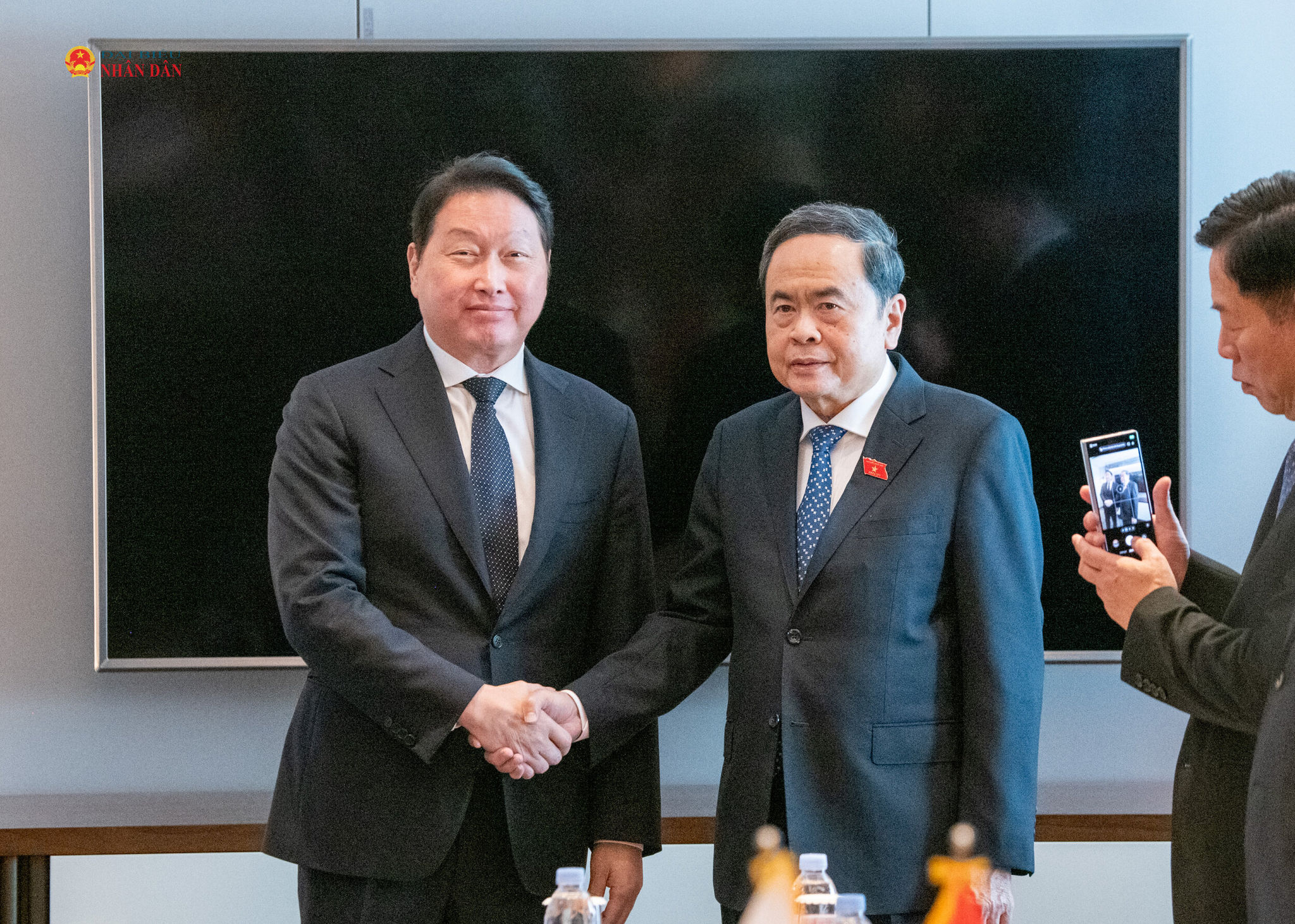 Chủ tịch Quốc hội Trần Thanh Mẫn tiếp Chủ tịch Tập đoàn SK Chey Tae-Won