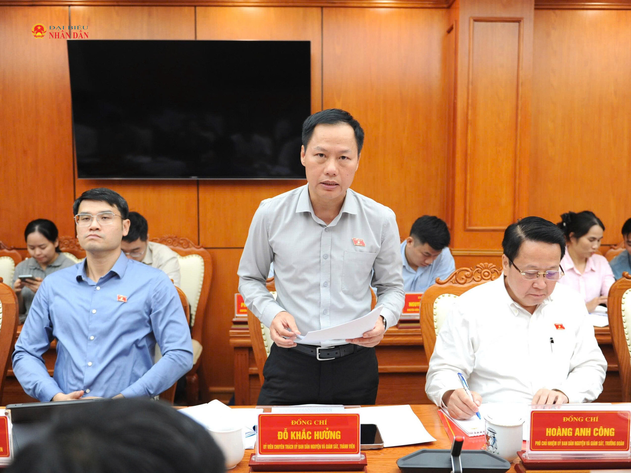 ĐBQH hoạt động chuyên trách tại Ủy ban Dân nguyện và Giám sát Đỗ Khắc Hưởng phát biểu