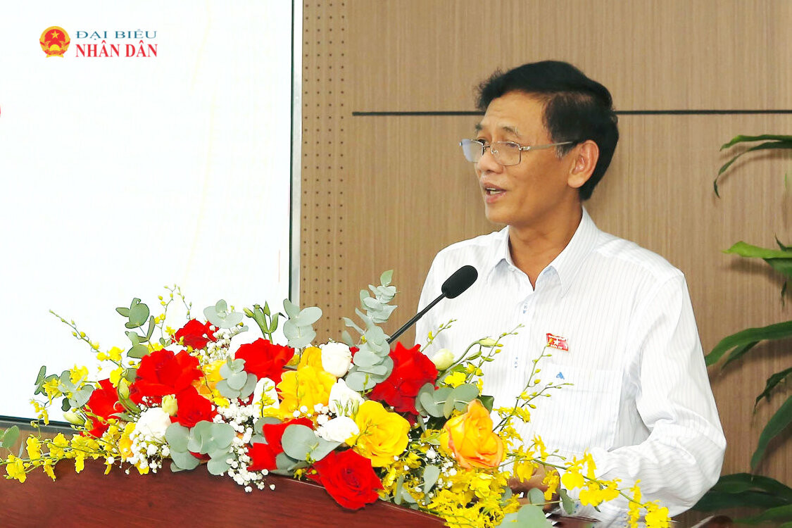 Chủ tịch Hội đồng Dân tộc Lâm Văn Mẫn phát biểu tại hội nghị