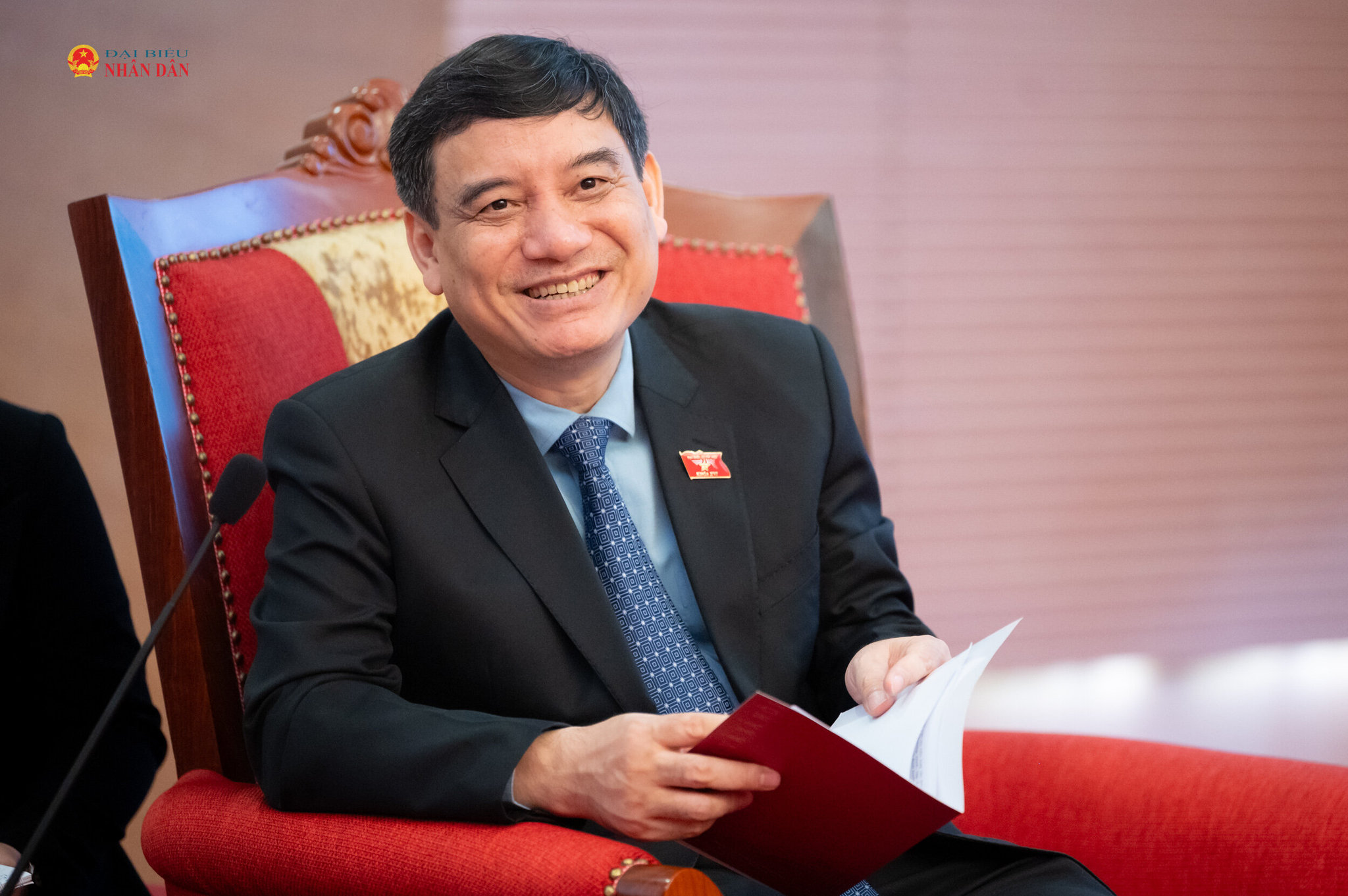 Chủ nhiệm Ủy ban Văn hóa và Xã hội Nguyễn Đắc Vinh phát biểu