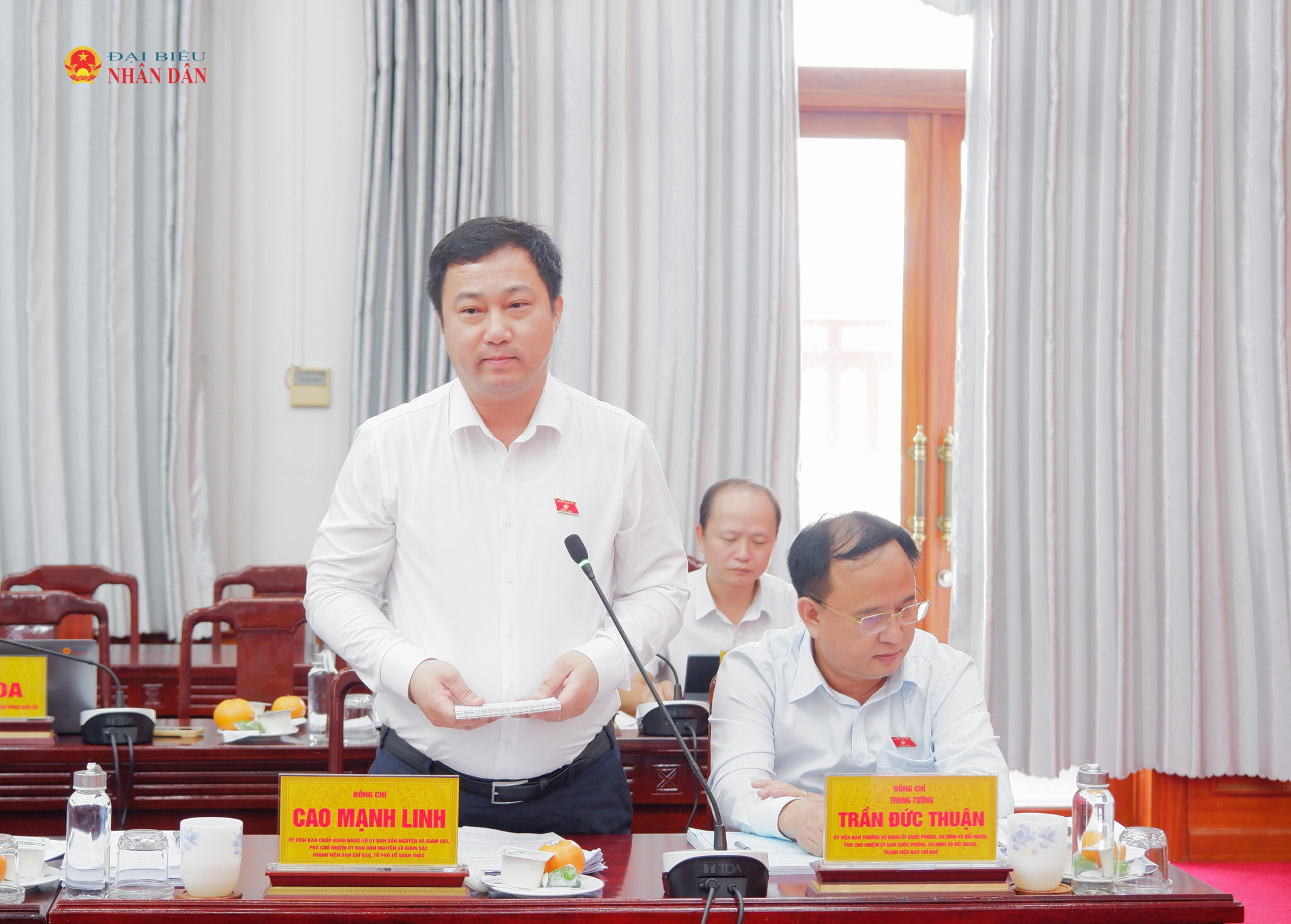 Phó Chủ nhiệm Ủy ban Dân nguyện và Giám sát Cao Mạnh Linh phát biểu