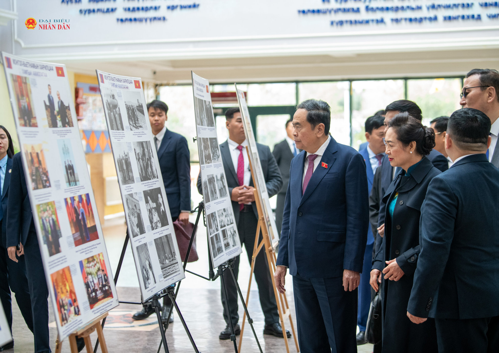 Chủ tịch Quốc hội Trần Thanh Mẫn và Phu nhân thăm Trường 14 mang tên Chủ tịch Hồ Chí Minh