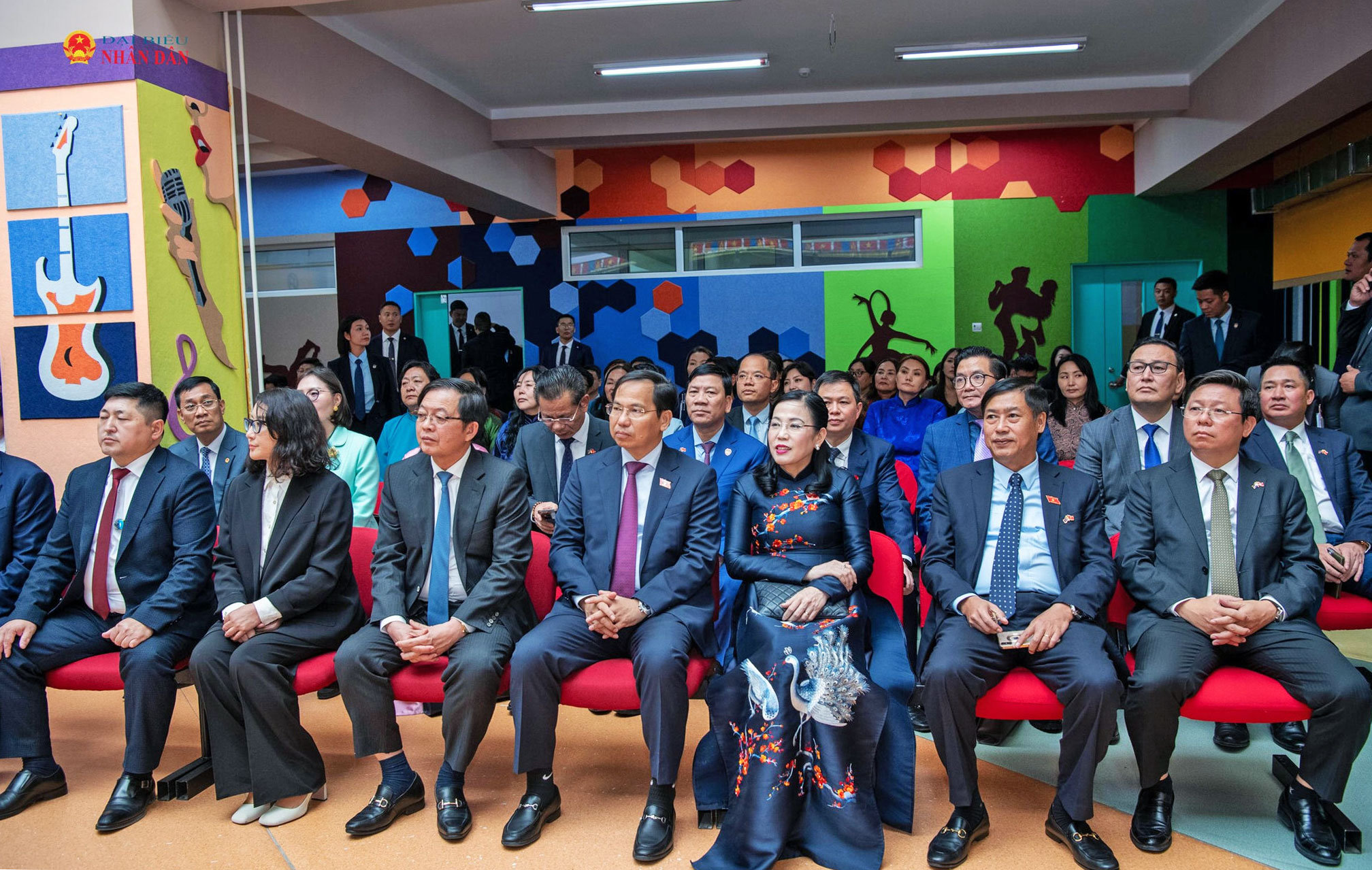 Các đại biểu thăm Trường 14 mang tên Chủ tịch Hồ Chí Minh