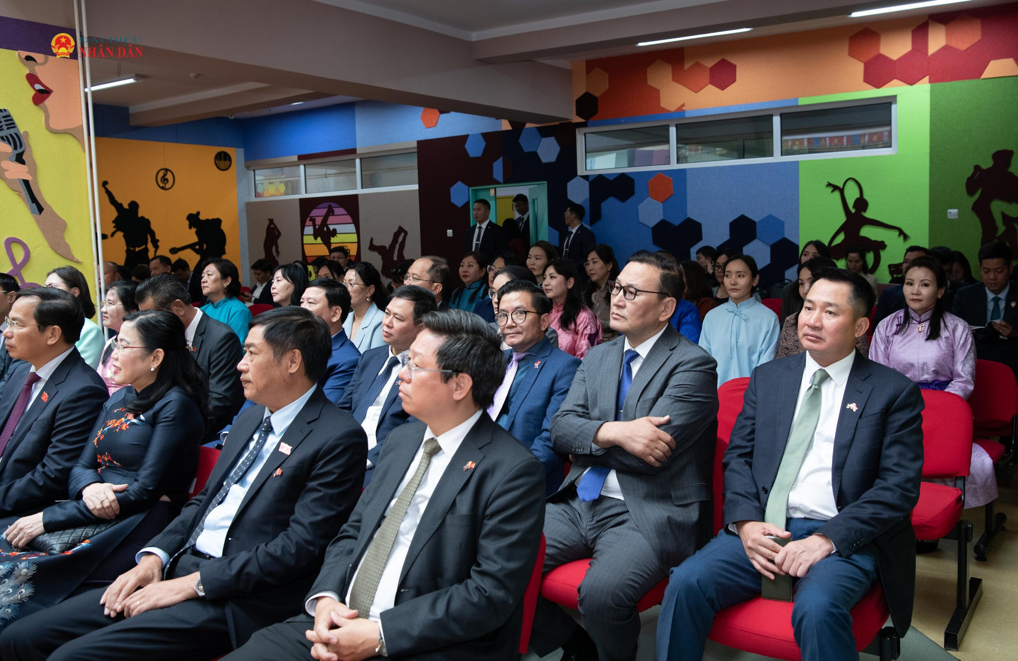 Các đại biểu thăm Trường 14 mang tên Chủ tịch Hồ Chí Minh