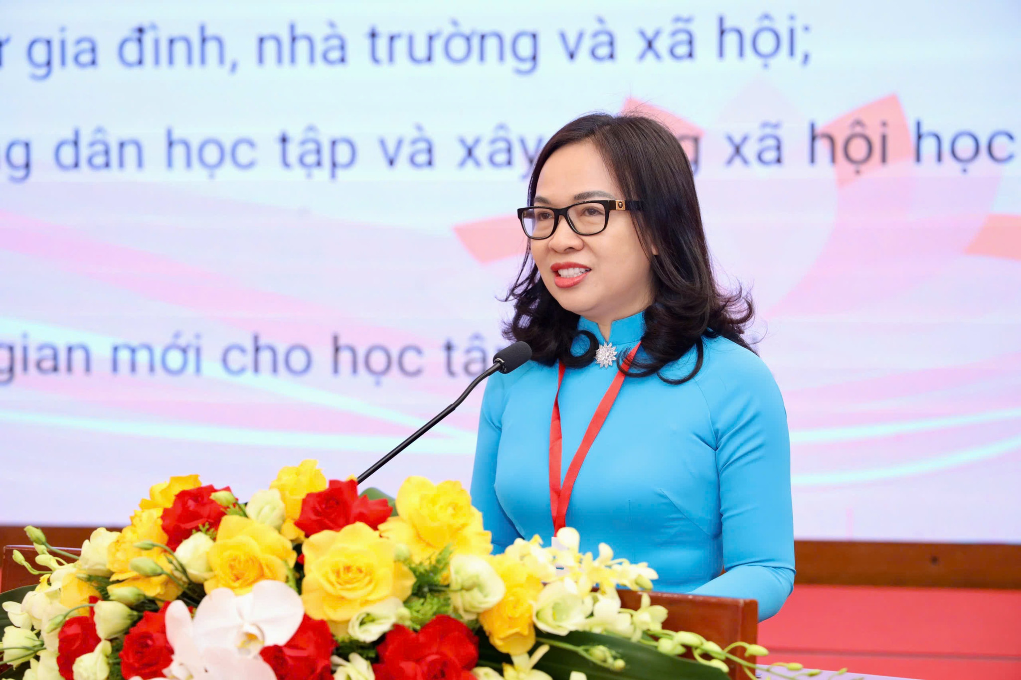 PGS.TS Nguyễn Thị Nhung, Hiệu trưởng Trường Đại học Mở Hà Nội