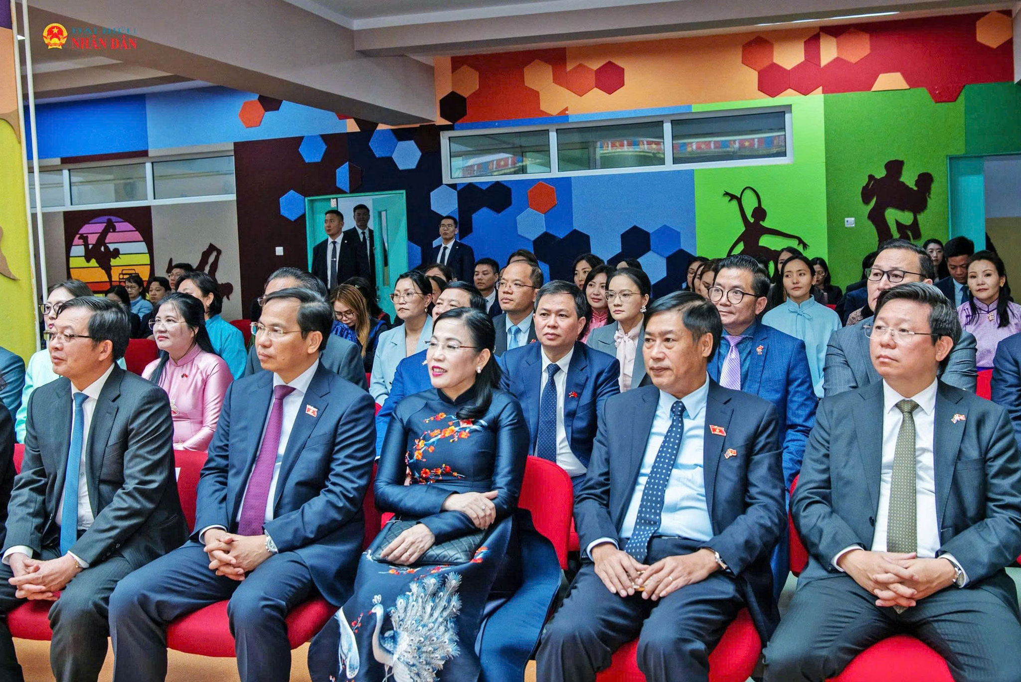 Các đại biểu thăm Trường 14 mang tên Chủ tịch Hồ Chí Minh