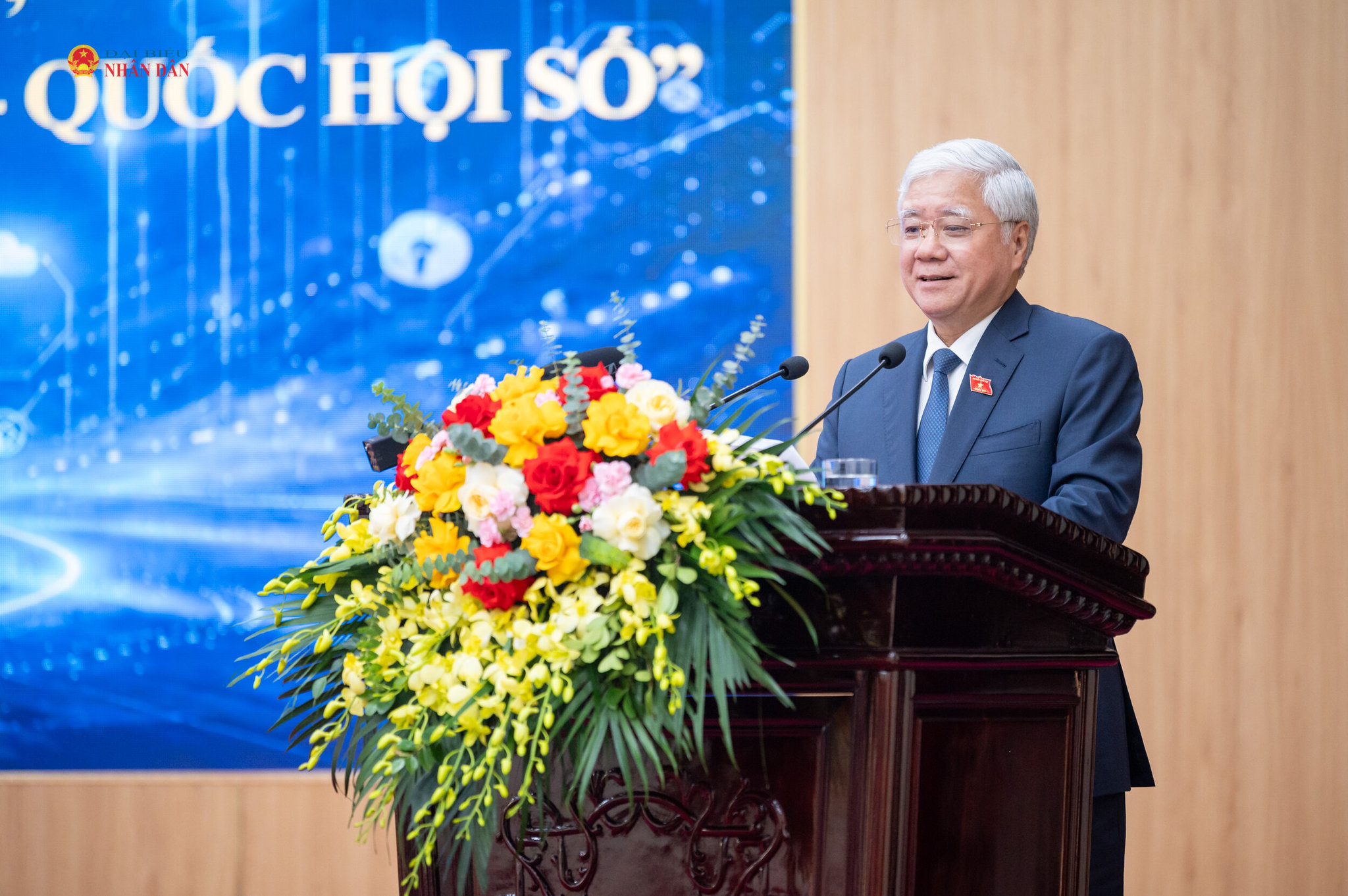Phó Chủ tịch Thường trực Quốc hội Đỗ Văn Chiến phát biểu