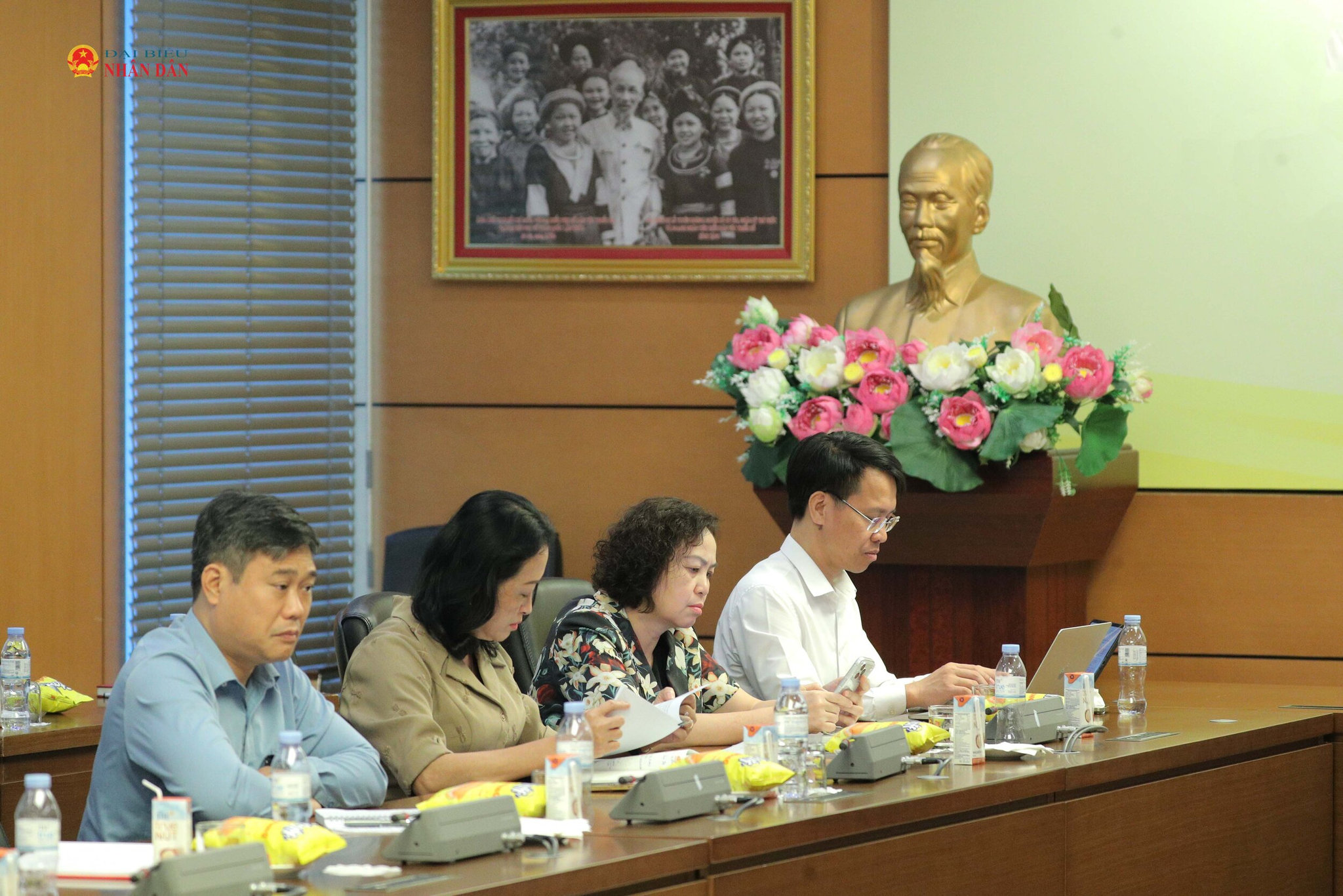 Các đại biểu dự