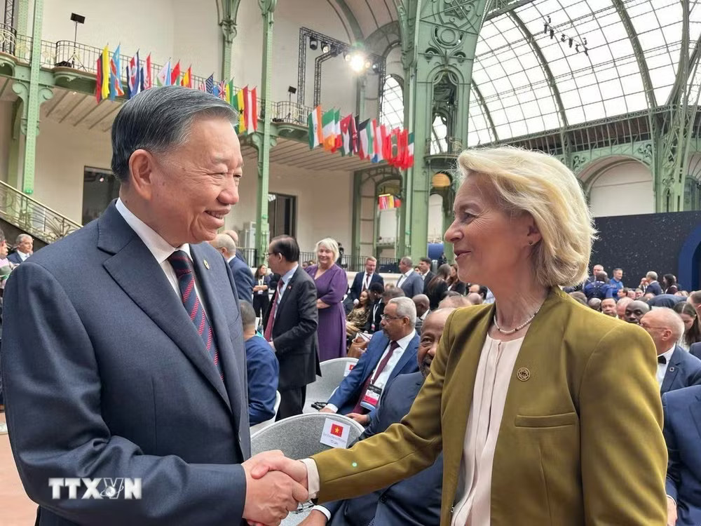 Tổng Bí thư, Chủ tịch nước Tô Lâm và Chủ tịch Ủy ban Châu Âu Ursula von der Leyen tham dự hội nghị