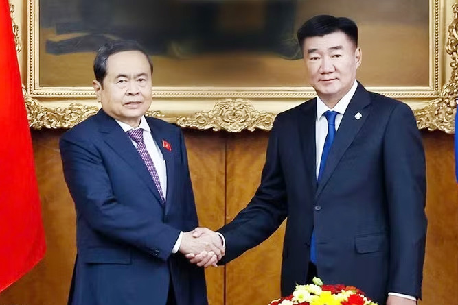 Chủ tịch Quốc hội Trần Thanh Mẫn hội đàm với Chủ tịch Quốc hội Mông Cổ