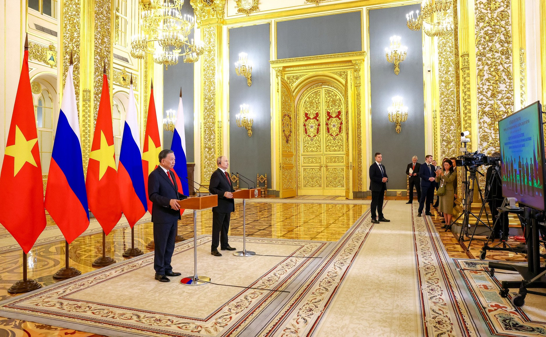 tbt to lam putin 1