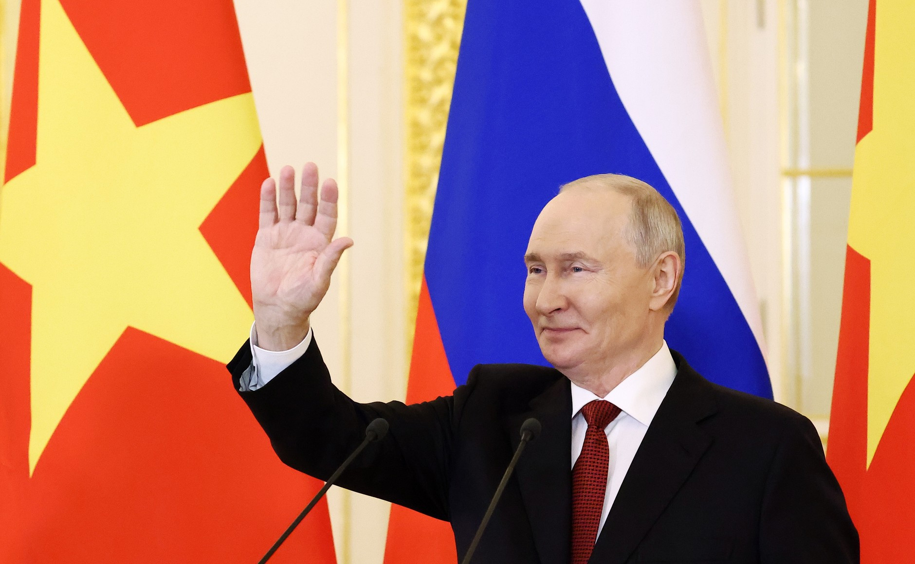 tbt to lam putin 2